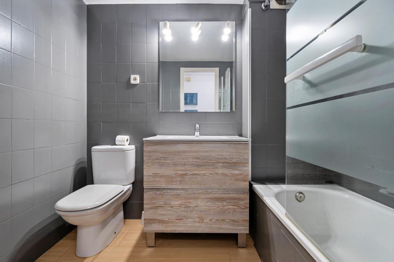 Hauzify I Apartament Casals ซานตากริสตีนาเดโฮ ภายนอก รูปภาพ